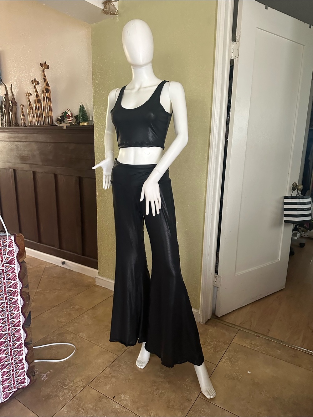 Women's Black Wide-Leg Lounge Pants - Sleek High-Rise Style 4 ways stretch